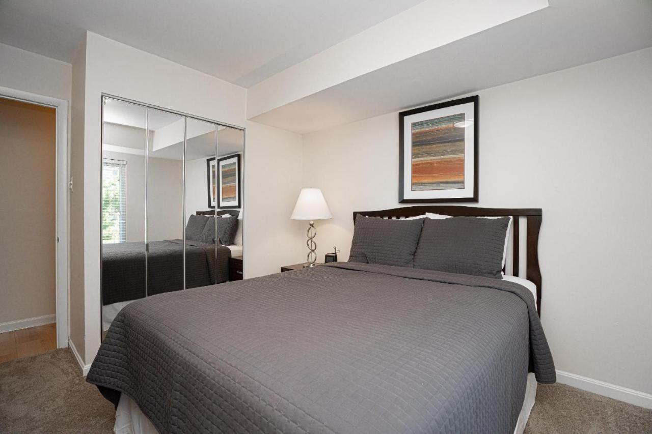 Mt Vernon Square Station Apartments 워싱턴 외부 사진