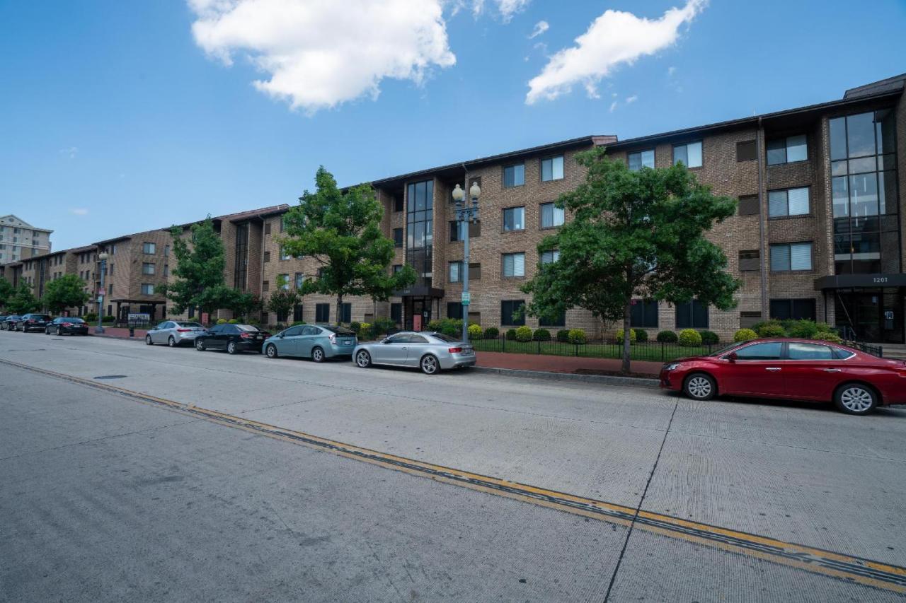 Mt Vernon Square Station Apartments 워싱턴 외부 사진